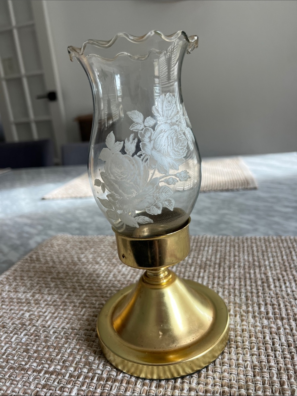 Vintage Floral Glass Candleholder Brass-Tone Decor